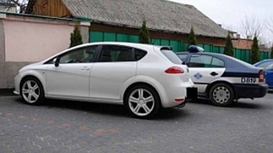 Chcieli mu sprzedać kradziony samochód