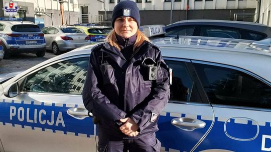 Chcieli naciągnąć 90-latka. Seniorowi pomogła dzielnicowa