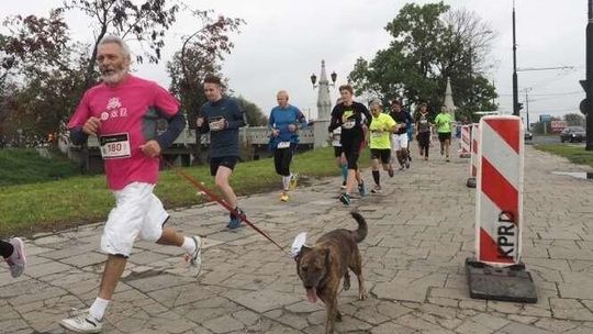 "Chęć na pięć". Biegiem przez miasto (zdjęcia)