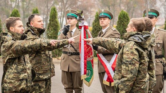 Chełm. 54 nowych pograniczników. Ślubowanie i awanse. Zdjęcia