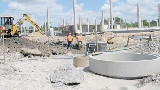 Chełm: Castorama pnie się w górę