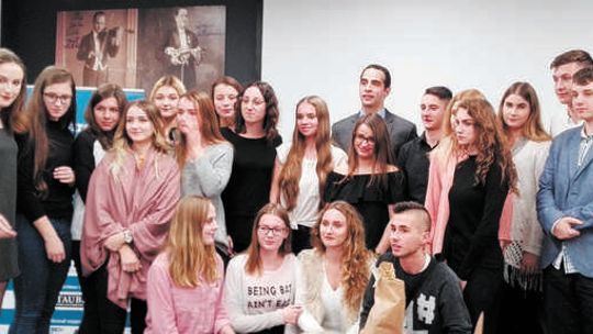 Chełm: Licealiści i ich spacerownik po żydowskim mieście