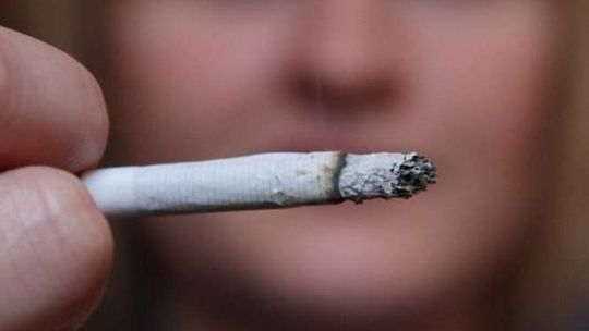 Chełm: Papierosy na sztuki po 70 groszy. "Prawo tego zabrania"