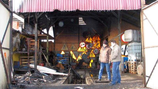 Chełm: pożar pod wiaduktem