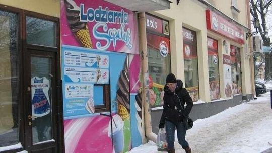 Chełm: Pstrokate reklamy szpecą Starówkę