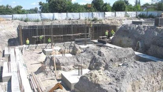 Chełm: Rośnie nowe centrum handlowe. Pierwsze KFC w mieście