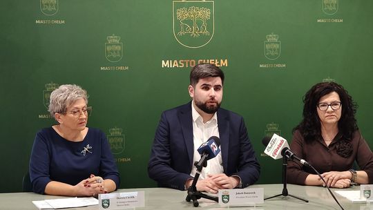Chełm w 2025 roku: rekordowy budżet, zmiany w oświacie i "wystrzałowy" Sylwester