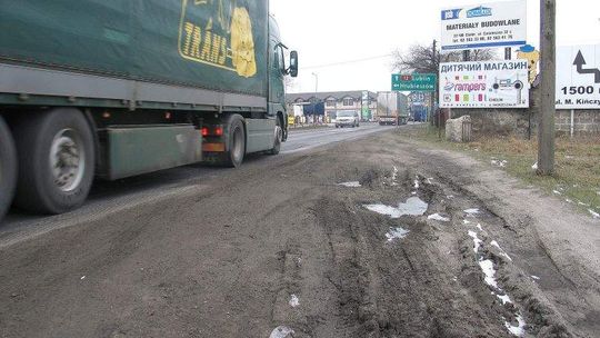 Chełm wita torem przeszkód. Fatalny odcinek krajowej "dwunastki"