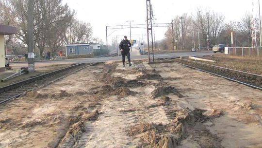 Chełm: Z peronu zrobiło się torowisko