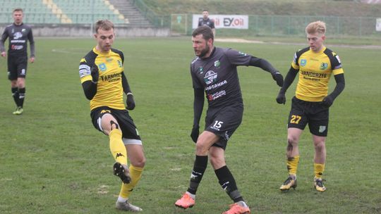 Chełmianka – Siarka Tarnobrzeg 4:2. Źle zaczęli, dobrze skończyli