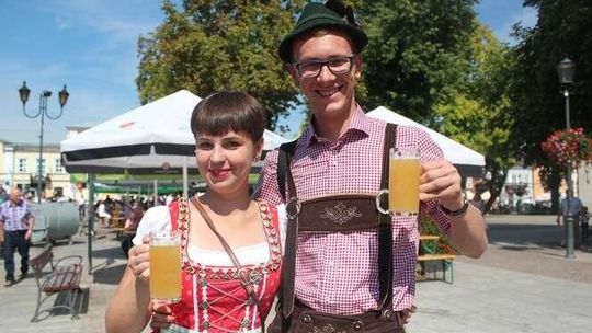 Chmielaki 2017: Trzy dni piwnej zabawy. Na scenie Kaliber 44, T.Love, Voo Voo