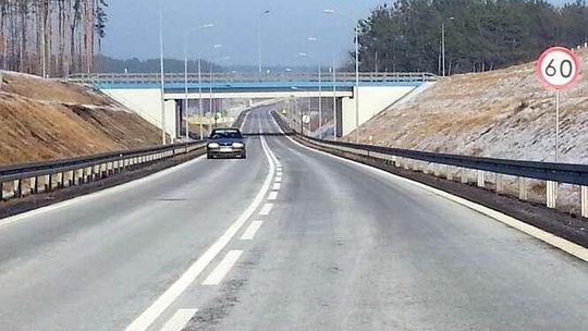 Chodel: Obwodnica niedawno zbudowana, a już jest wybrzuszenie