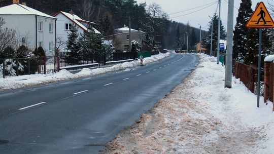 Chodników na razie nie będzie. Mieszkańcy muszą uzbroić się w cierpliwość