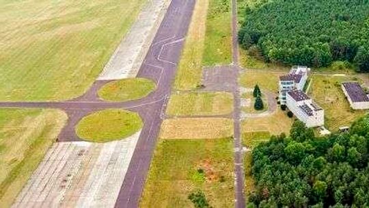 Chodzisz po lotnisku bez uprawnień? Możesz dostać mandat