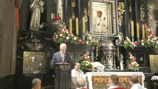 "Chroń naszą miejscowość i jej mieszkańców od wszelkiego zła". Akt zawierzenia Kraśnika