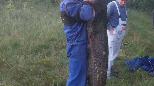 Chwalił się w internecie gigantycznym sumem. Okazało się, że to nie on go złowił