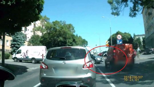 Chwila nieuwagi i stłuczka na ul. Sowińskiego w Lublinie [wideo]