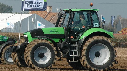 Ciągnik z Hiszpanii jednak do rolników nie dotarł 