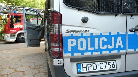 Ciało mężczyzny w mieszkaniu w Lublinie. Na miejscu pracują policjanci