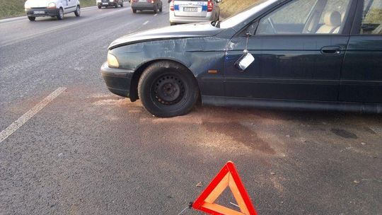 Ciecierzyn: Wypadek z udziałem bmw. Dwie osoby ranne (zdjęcia)