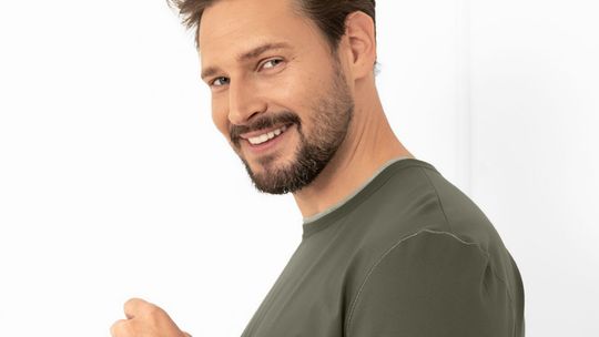 Ciepła piżama w kratę to hit sezonu jesień/zima 2025. Sprawdź, zanim zniknie ostatnia sztuka!