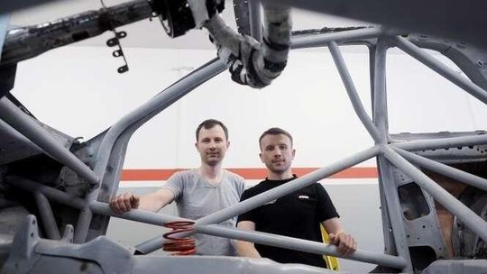 Ciężko było się przebić do świata rajdów. Dziś do Lublina zamówienia płyną z całego świata