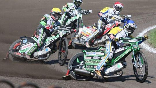 Co dalej z żużlową II ligą?