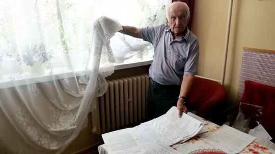 "Co miesiąc płacę 550 zł za ogrzewanie, cały czas mam niedopłatę". Walczy ze spółdzielnią od 20 lat