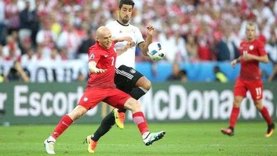 Co muszą zrobić polscy pilkarze, żeby awansować?