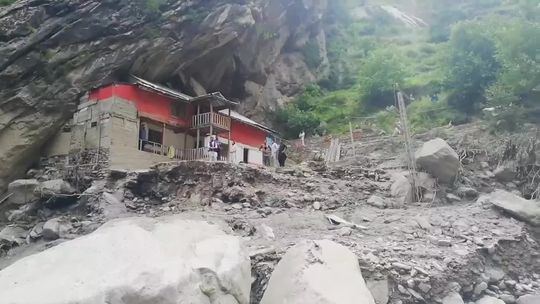 Co najmniej 22 osoby zaginione po zejściu lawin błotnych w Pakistanie