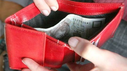 Co robić, gdy nie radzisz sobie z kredytem?