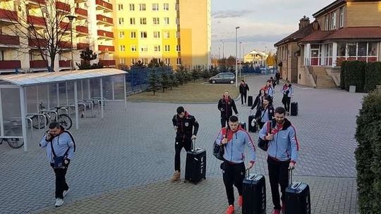 Co siatkarze Resovii robili po awaryjnym lądowaniu w Świdniku?