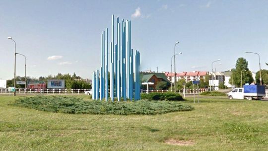 Co się stanie z dzwonami rurowymi na rondzie? Stoją tu prawie od 50 lat