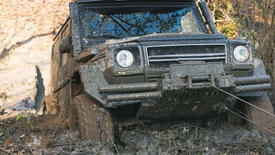 Co trzeba wiedzieć o elektrycznej wyciągarce terenowej?