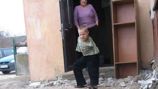 Co z domem dla Rafałka? Ksiądz chce, żeby właścicielem był Caritas