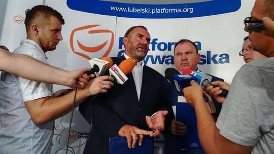 Co z nowymi drogami w Lubelskiem? "Nie ogłoszono ani jednego przetargu". PO kontra PiS