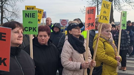 Co z torami do CPK? Ludzie wciąż nie wiedzą, czy będą musieli się wyprowadzić