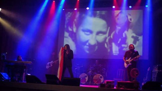 Contra Mundum - Cześć i Chwała Bohaterom. Koncert w Centrum Kultury