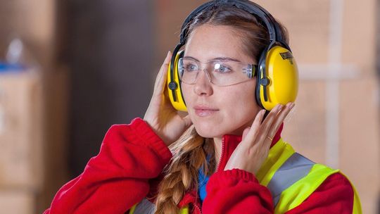 Coraz więcej chętnych do pracy za granicą. Gdzie najchętniej wyjeżdżają?