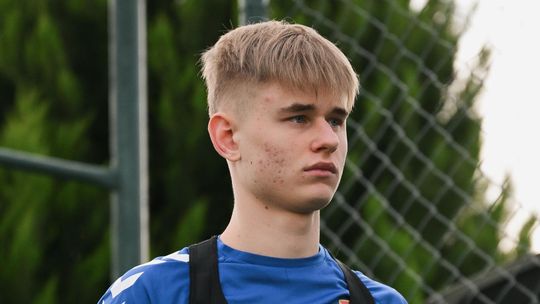 Coraz więcej doniesień o ewentualnych odejściach z Motoru Lublin. Młody napastnik zakończył udział w zgrupowaniu