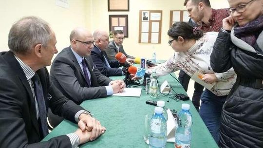 Coraz więcej pacjentów, coraz mniej lekarzy w szpitalach