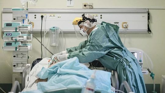 Coraz więcej zajętych łóżek dla pacjentów z COVID-19. Także w woj. lubelskim