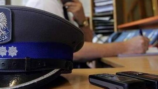 Córka wezwała pomoc. Policjanci uratowali jej mamę