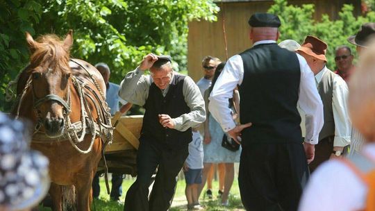 Covid zatrząsł kulturą. Muzeum Wsi Lubelskiej zarabia, ale teatr ma grube tysiące na minusie