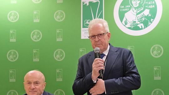 300 milionów na walkę z rakiem! Stawiarski: Tworzymy najlepsze centrum w Polsce