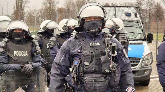 Ćwiczenia gwarantują skuteczne akcje. Policjanci ćwiczyli na Arenie Lublin