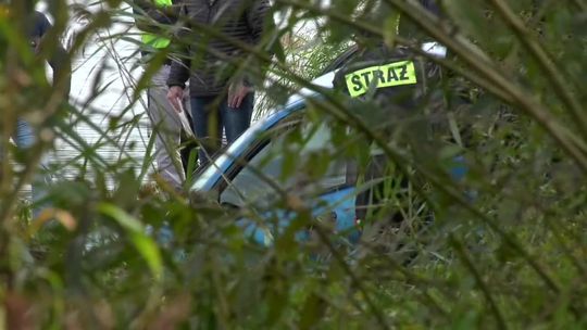 Ćwiczyli nurkowanie, znaleźli samochód z ciałem w środku [wideo]