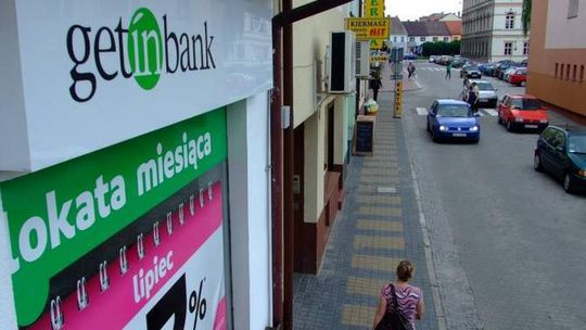 Cyganka okradła bank na Opolszczyźnie. “Na wróżbę”