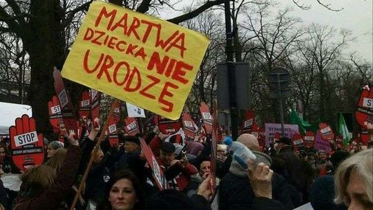 "Czarny piątek" w Warszawie. Protestowały też kobiety z Lubelszczyzny 