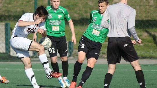 Czarny tydzień Victorii. Najpierw walkower, teraz pogrom